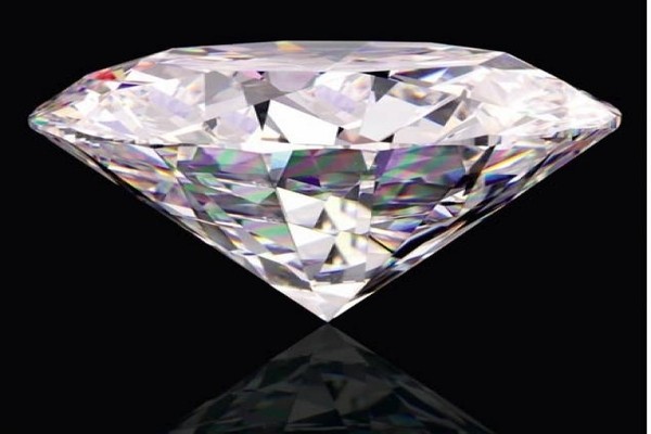 Cómo saber si un diamante es verdadero o falso